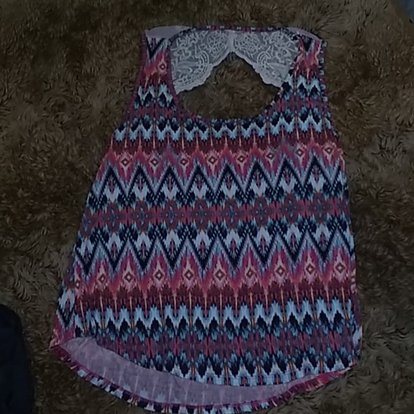 Tank - Picture 2 of 4